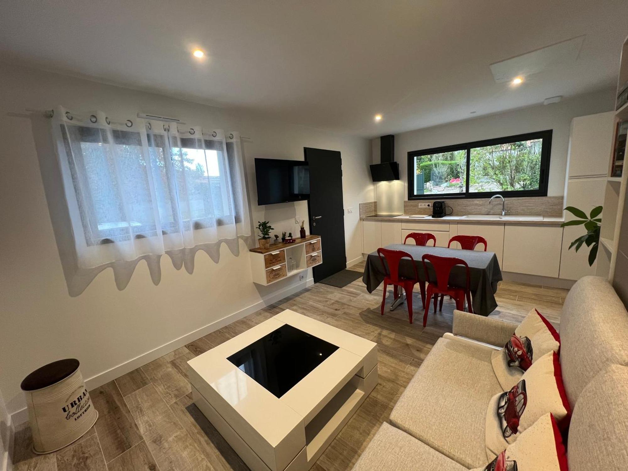 Holiday home Avec Prive *